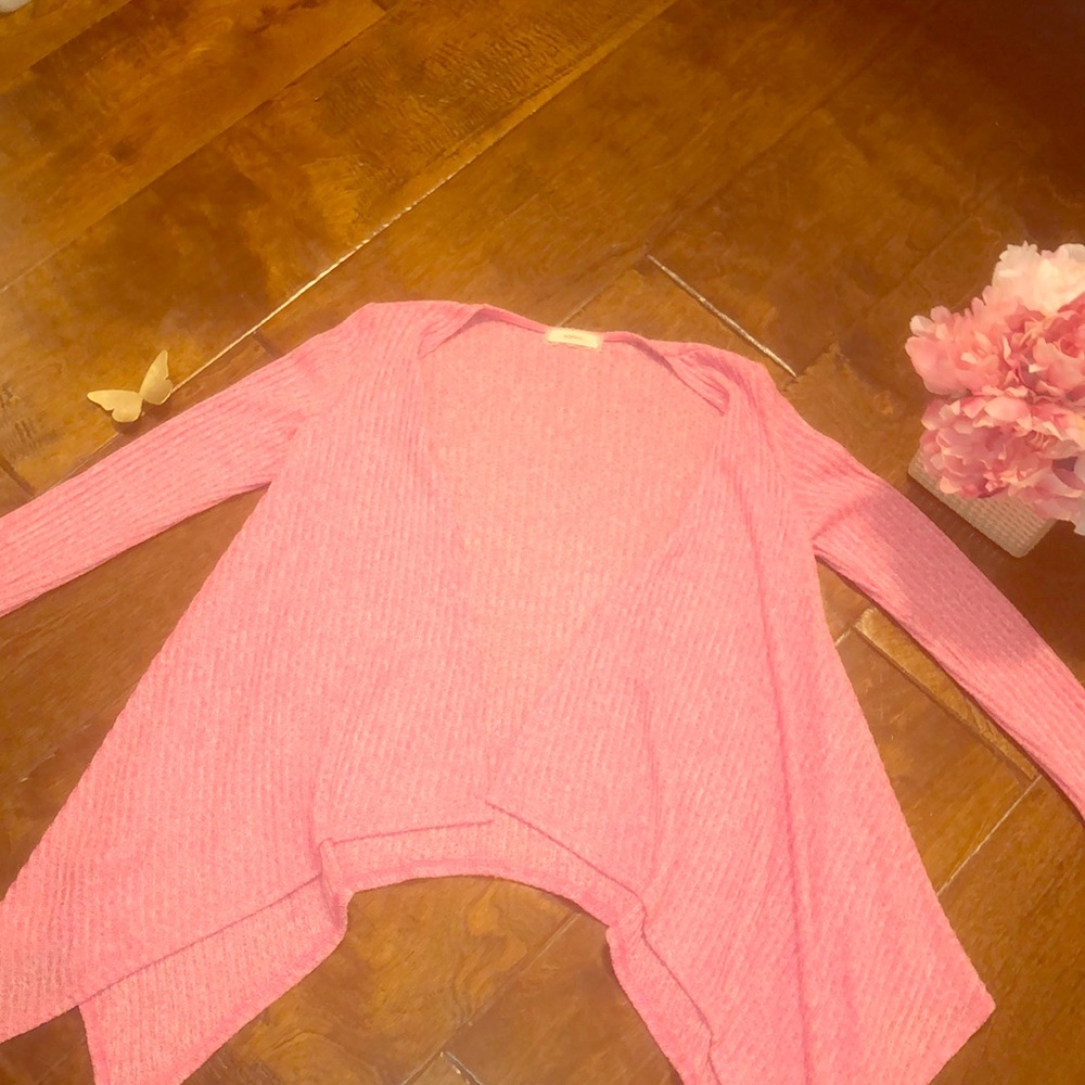 Pink cardigan 🌸🌷💋